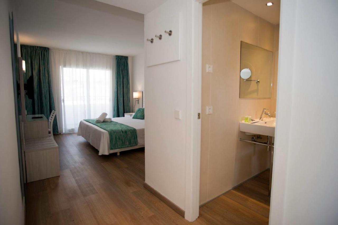 Aparthotel Diamant Cala Ratjada  Exterior photo