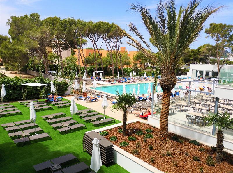 Aparthotel Diamant Cala Ratjada  Exterior photo
